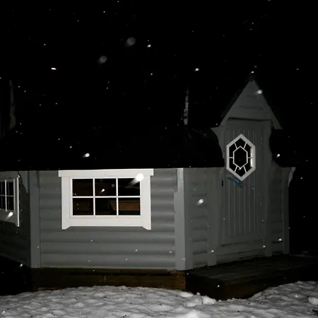 Helt Hus: Sneveien 75 Villa *